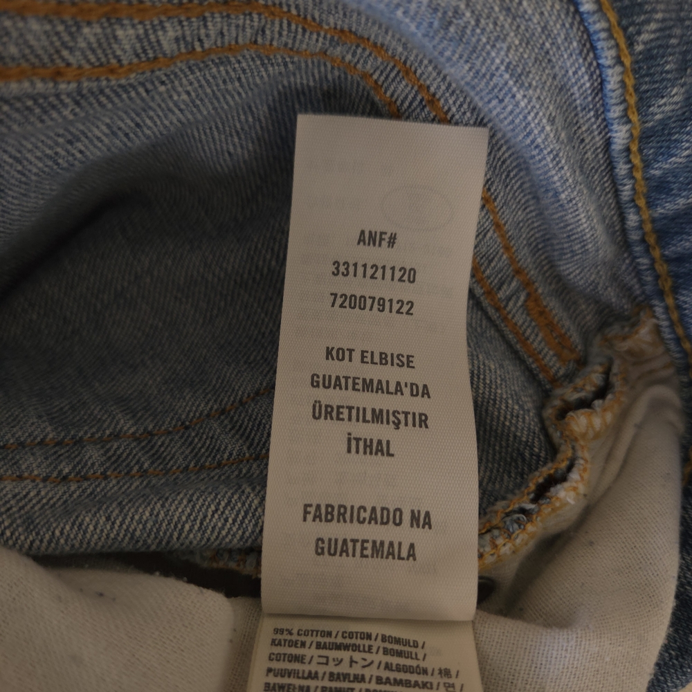 Hollister Button Fly "The Skinny" Jean - Picture 9 of 10